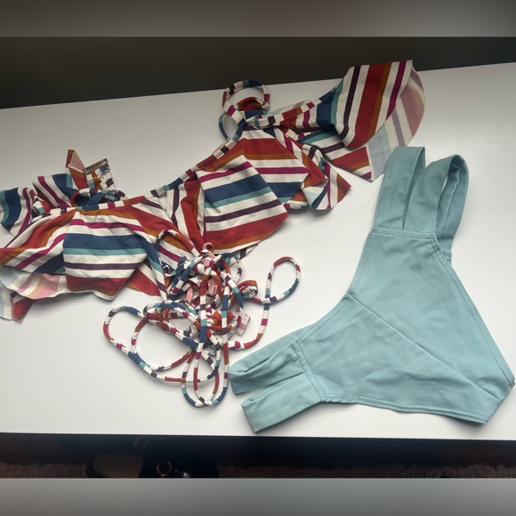 Caletta 70’s Stripe flutter sleeve top & Euro Bikini Bottom - Picture 5 of 6